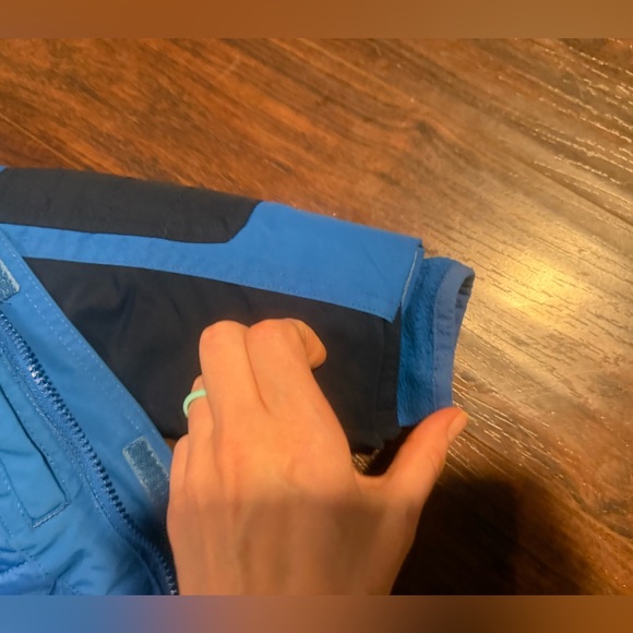 Boys Lands End Winter Coat grow a long medium - Picture 10 of 10